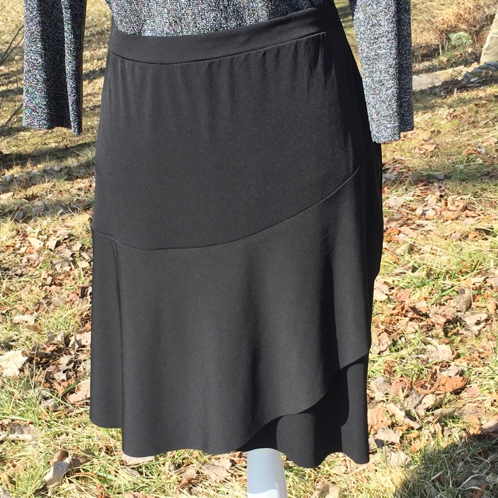 Susan Graver Skirt - Picture 2 of 5